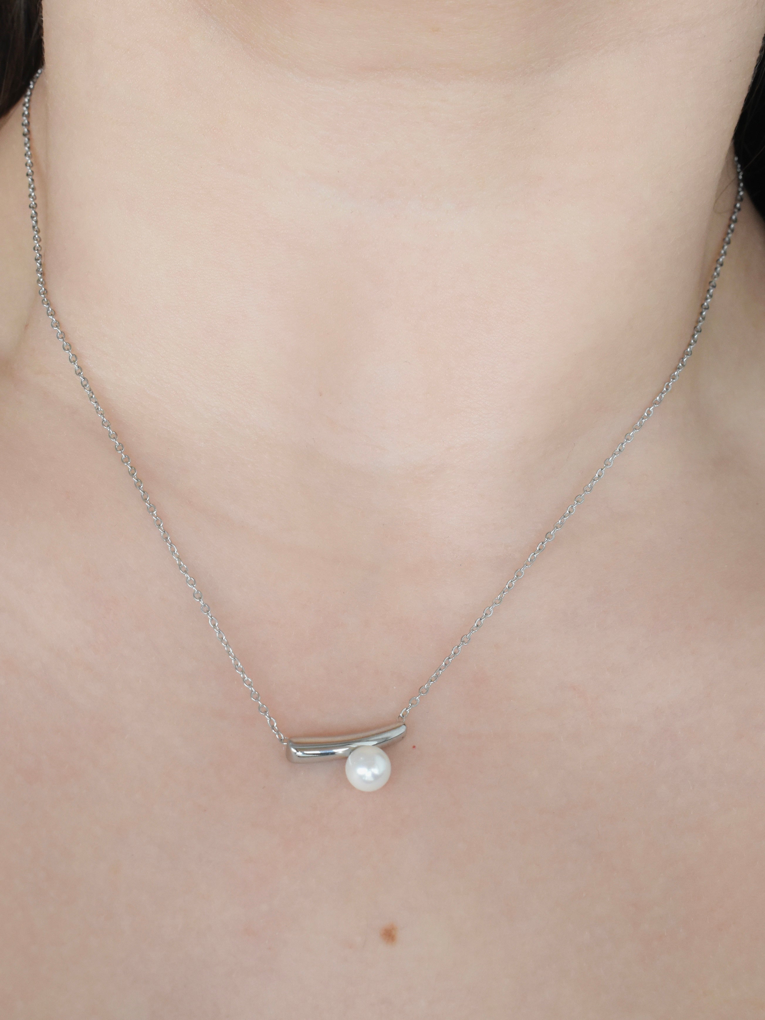 Gargantilla barra perlita