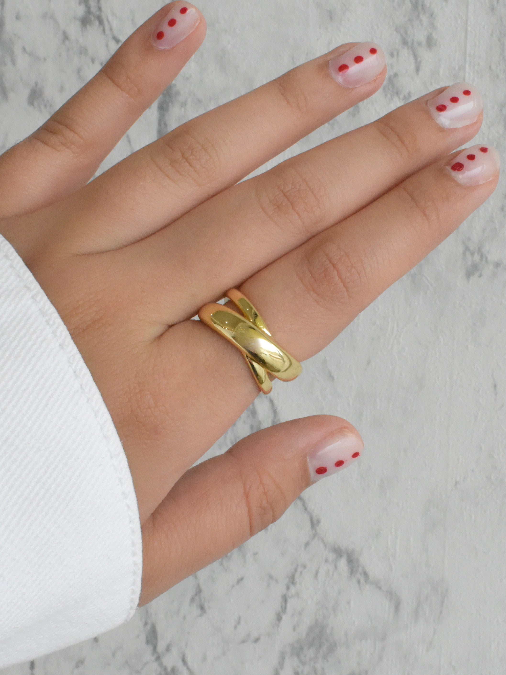 Anillo cruzado chunky