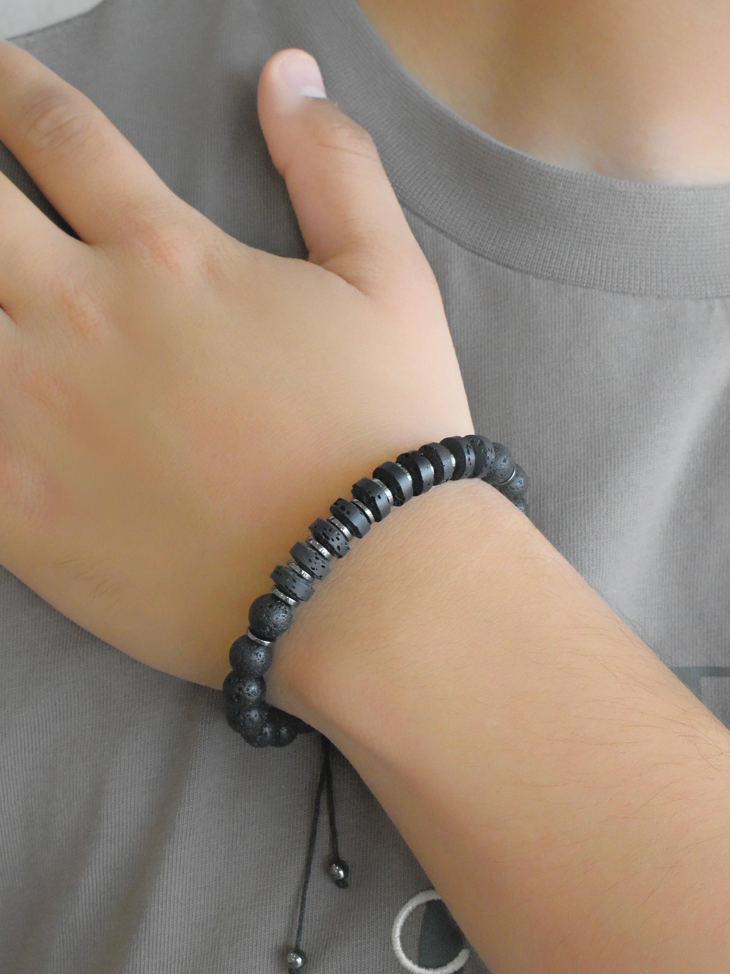 Pulsera piedra negra volcánica