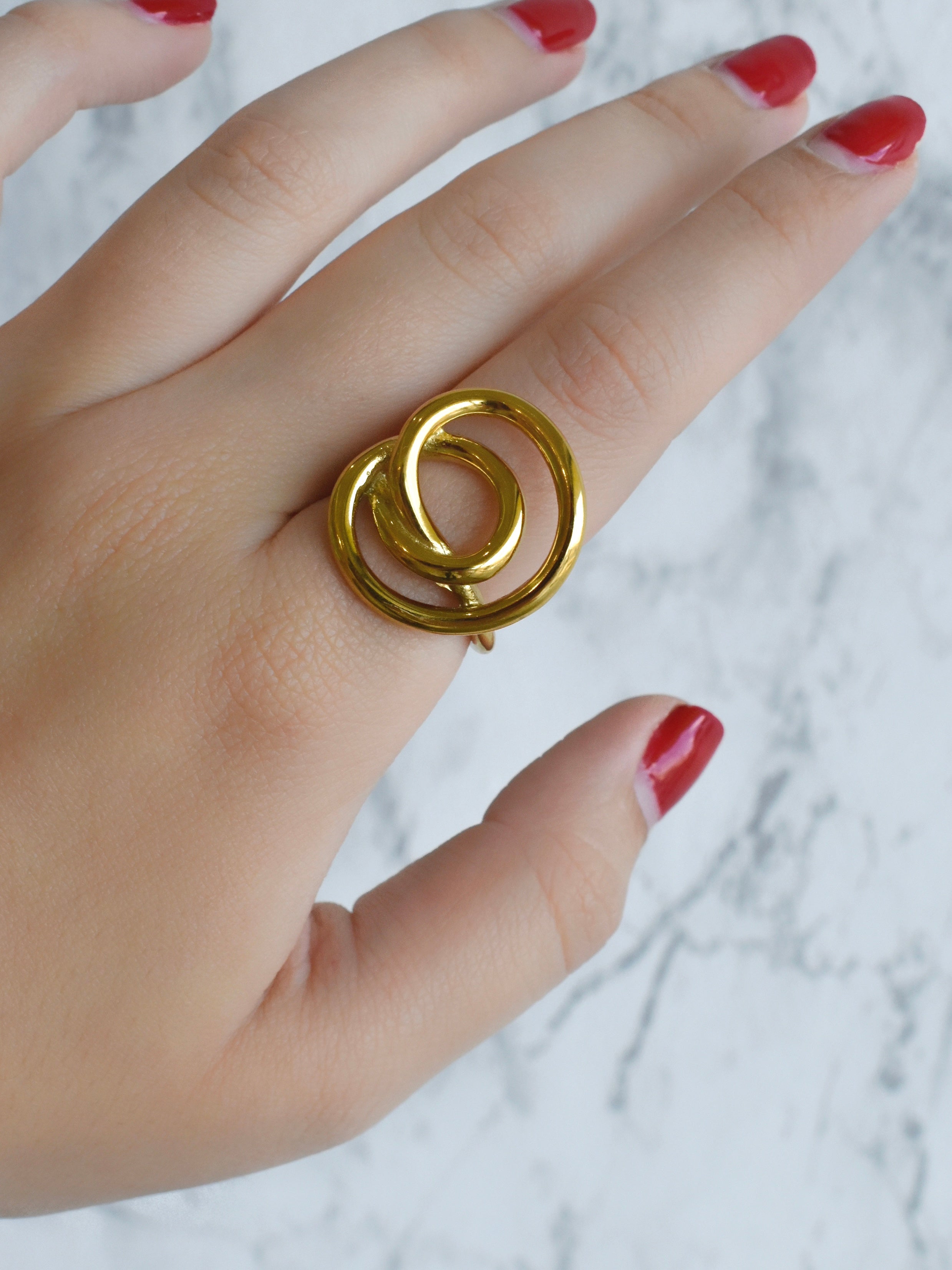 Anillo chunky garabato dorado (tallas)
