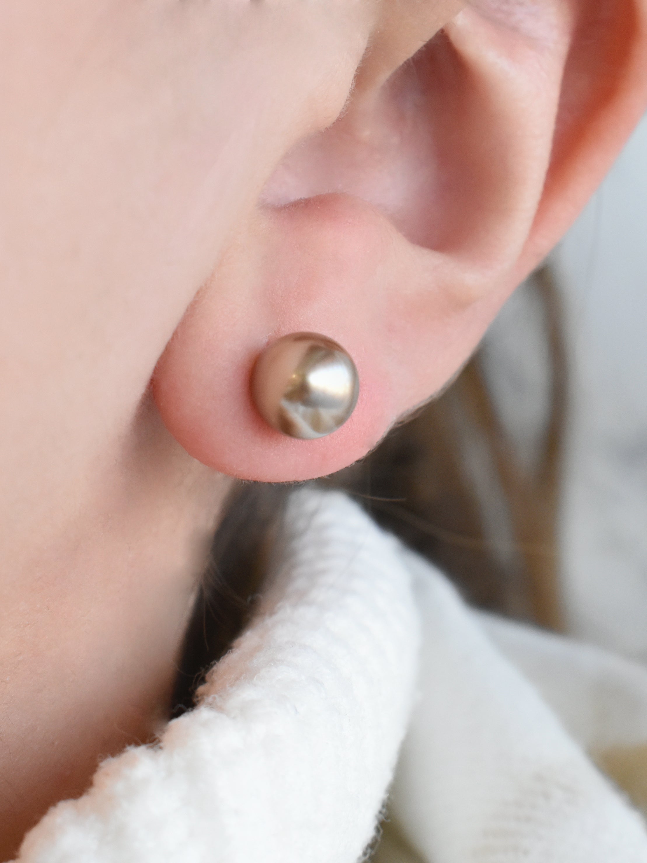 Aretes perla café