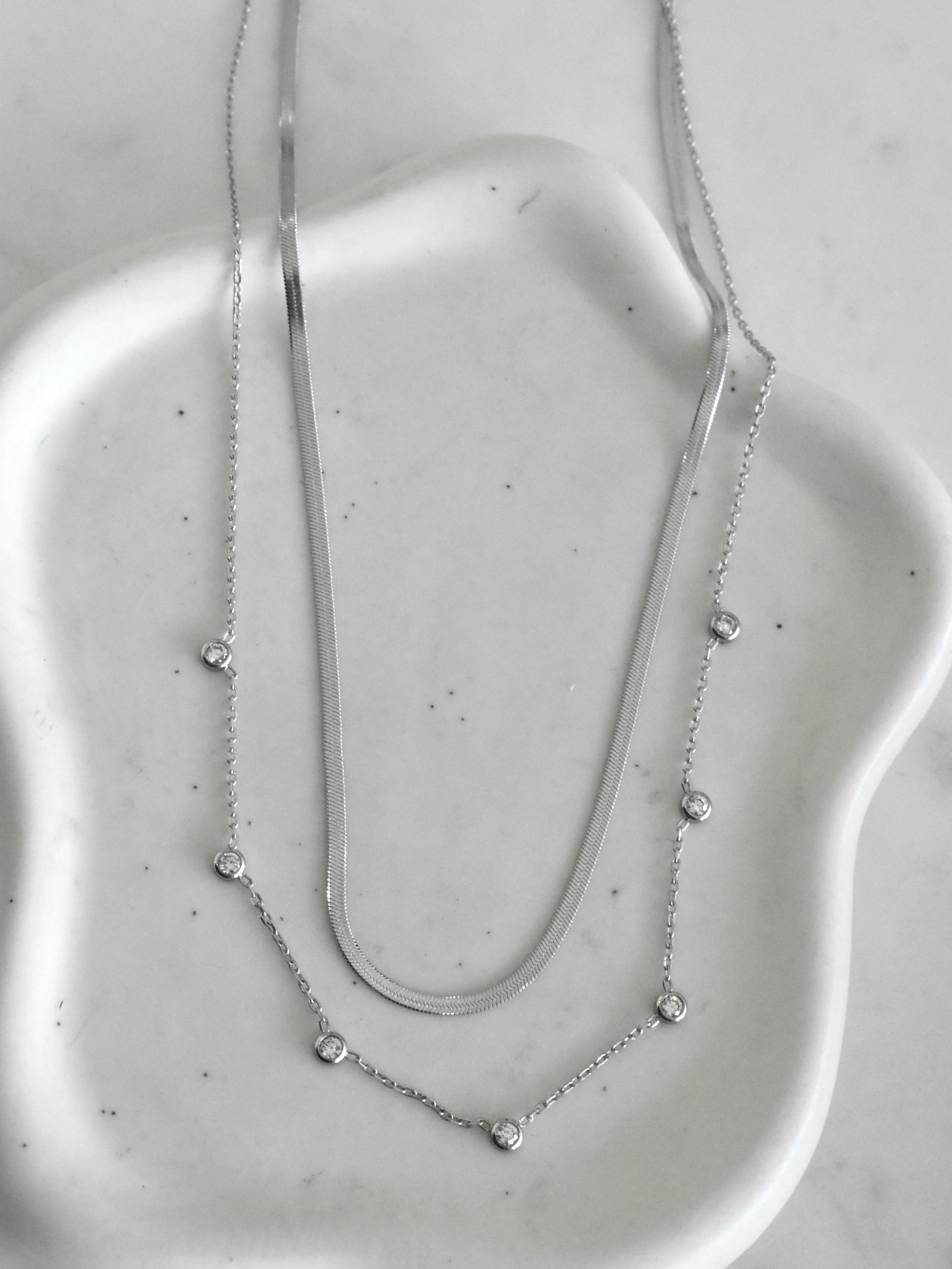 Gargantilla doble planchada mini circonia