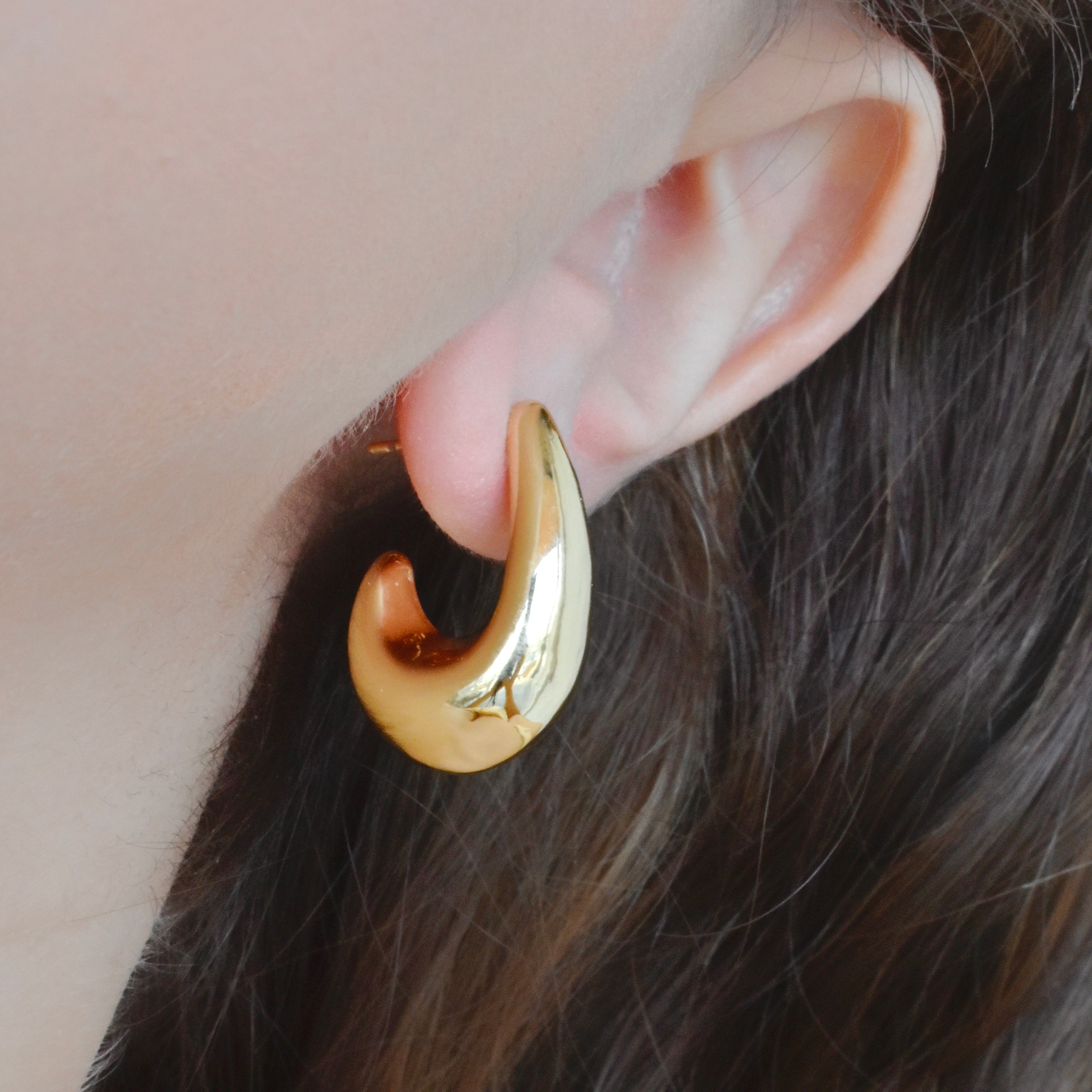 Aretes gota curva