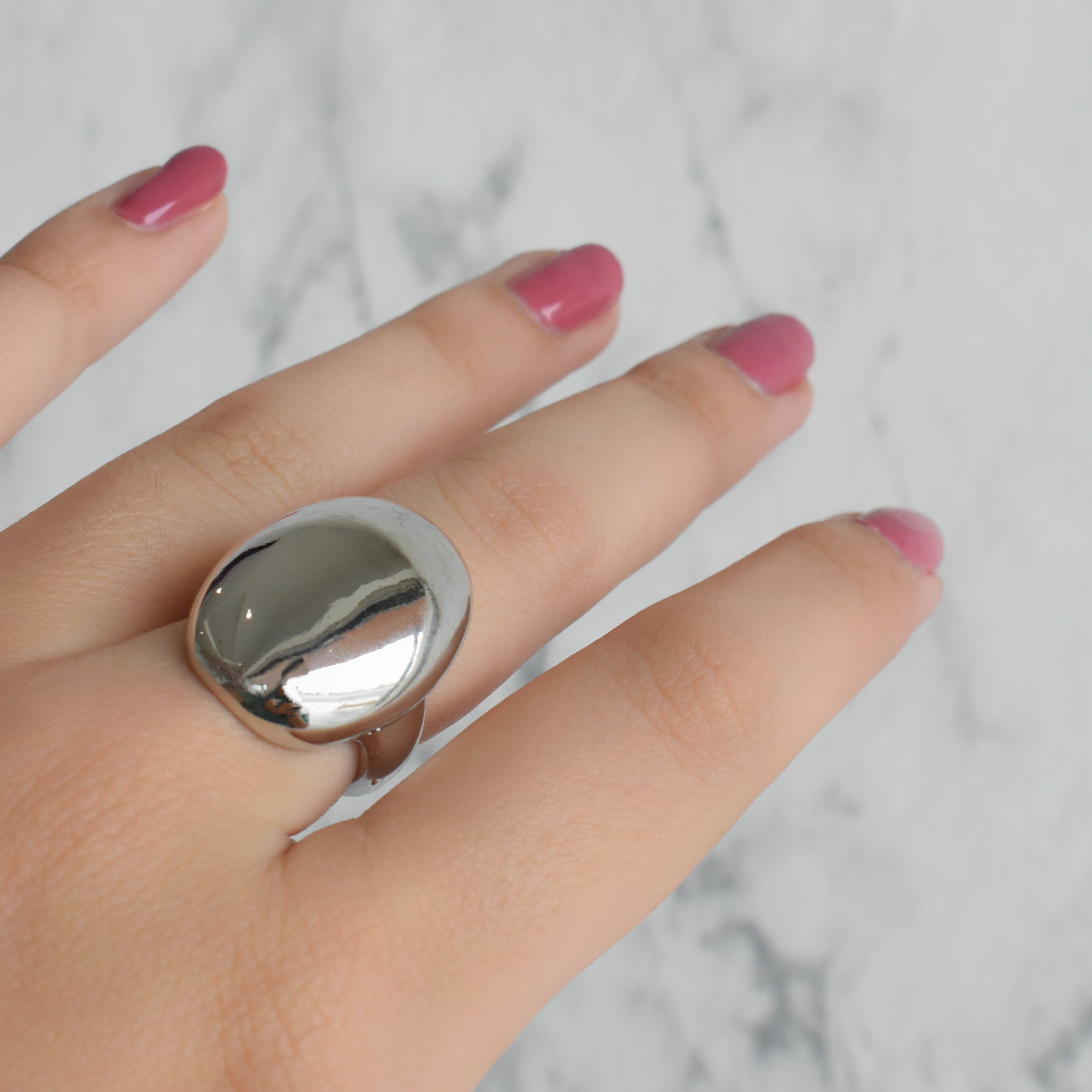 Anillo óvalo chunky (dorado o plateado)
