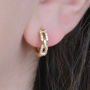 Arete huggies eslabones (dorado y plateado)
