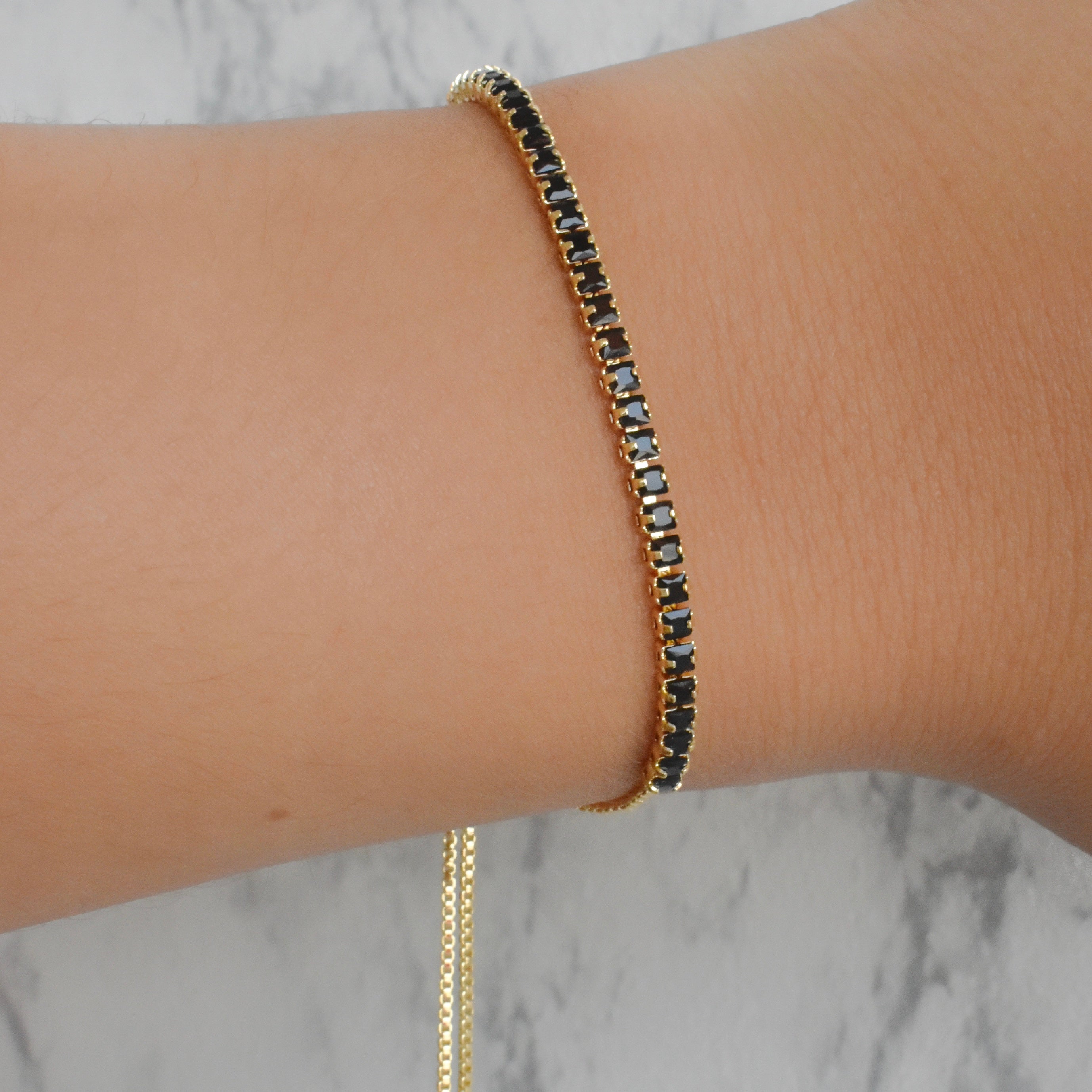 Pulsera circonias negras
