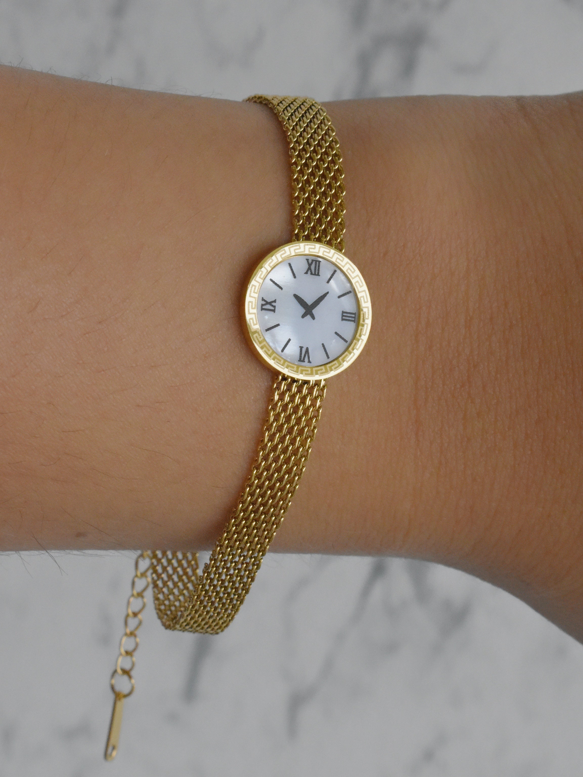 Pulsera reloj simulado