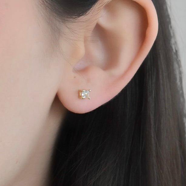Arete mini circonia cuadrado
