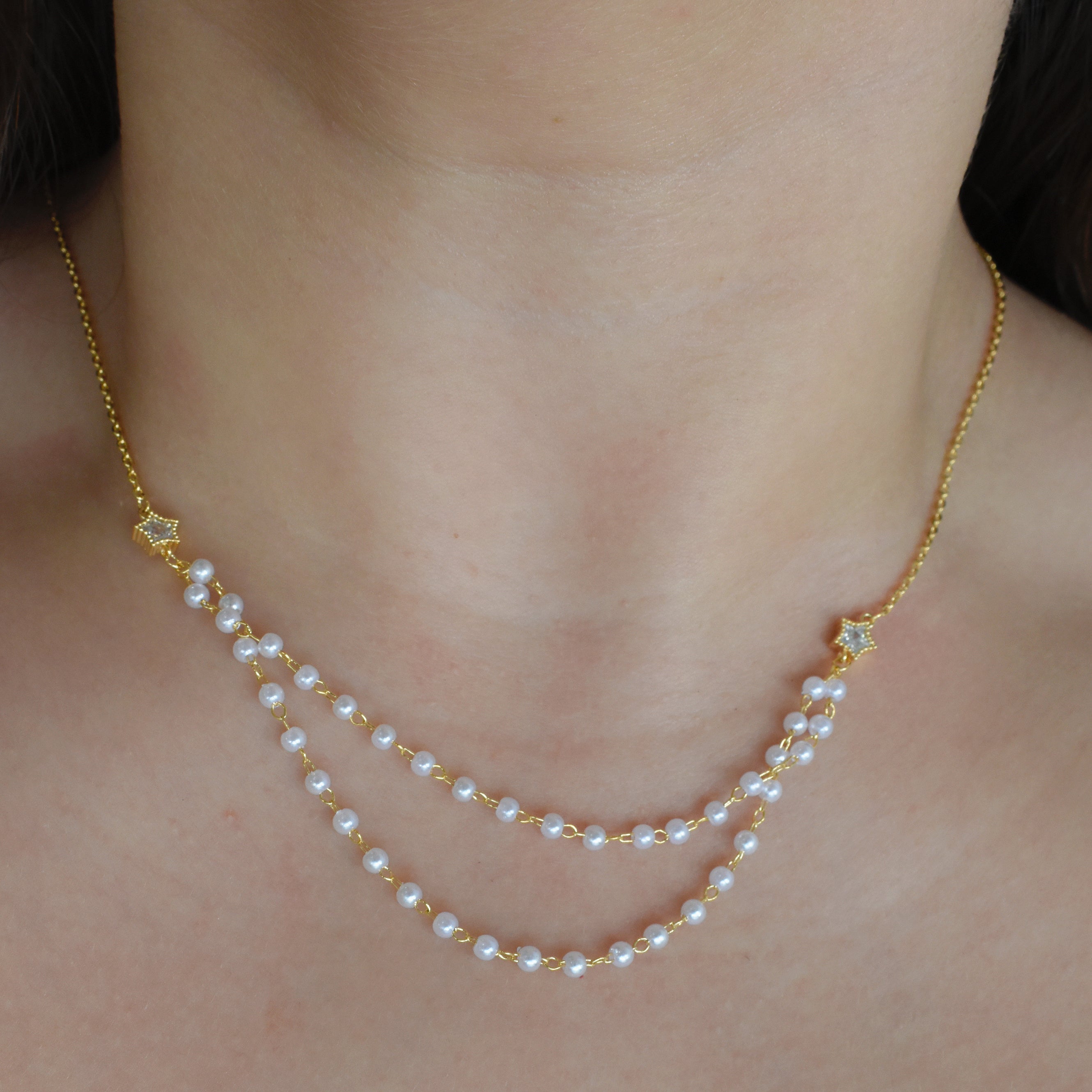 Gargantilla doble perlitas y estrella (dorado o plateado)