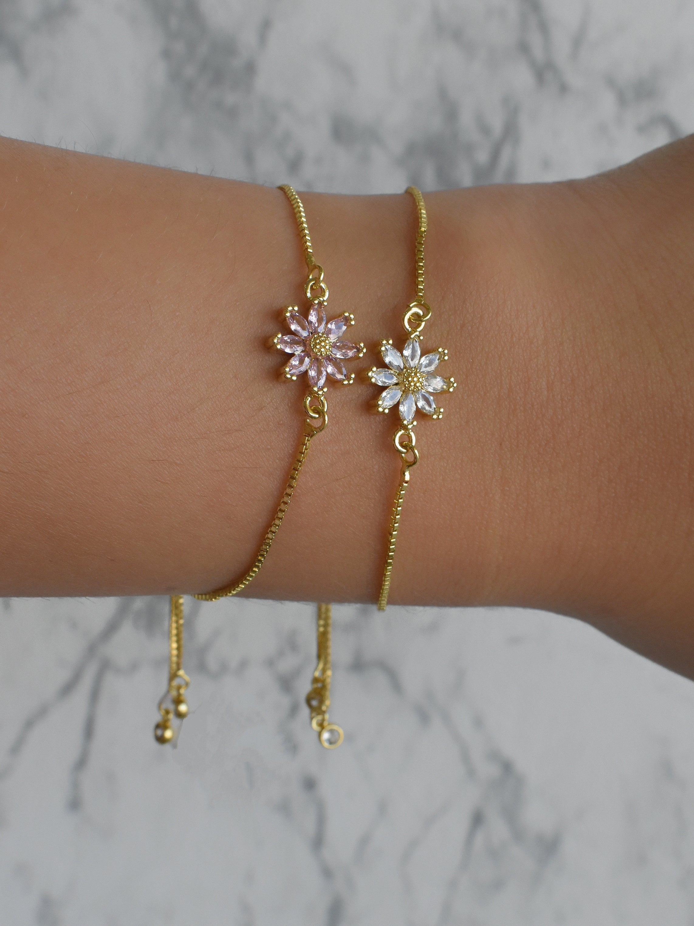 Pulsera margarita circonia