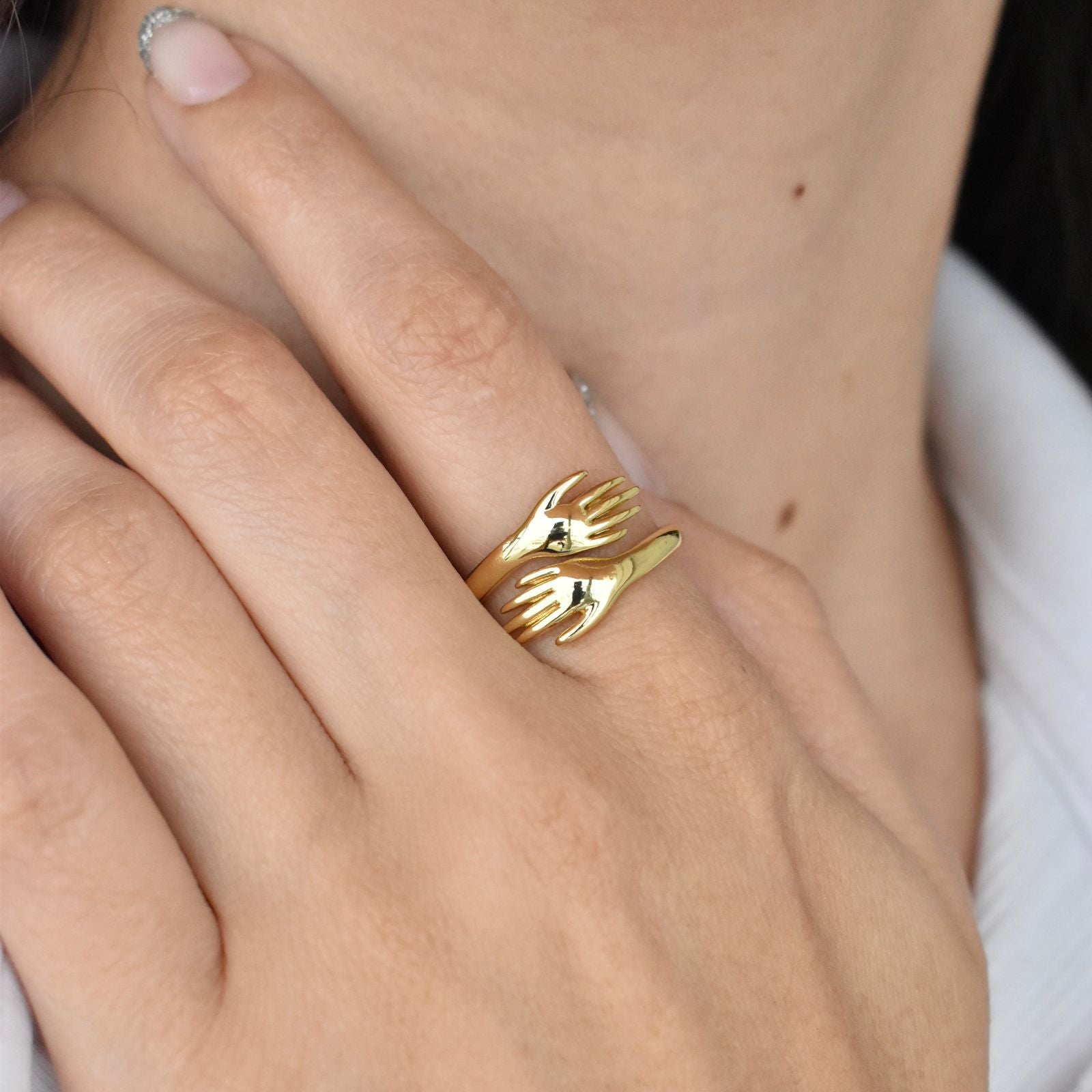 Anillo abrazo