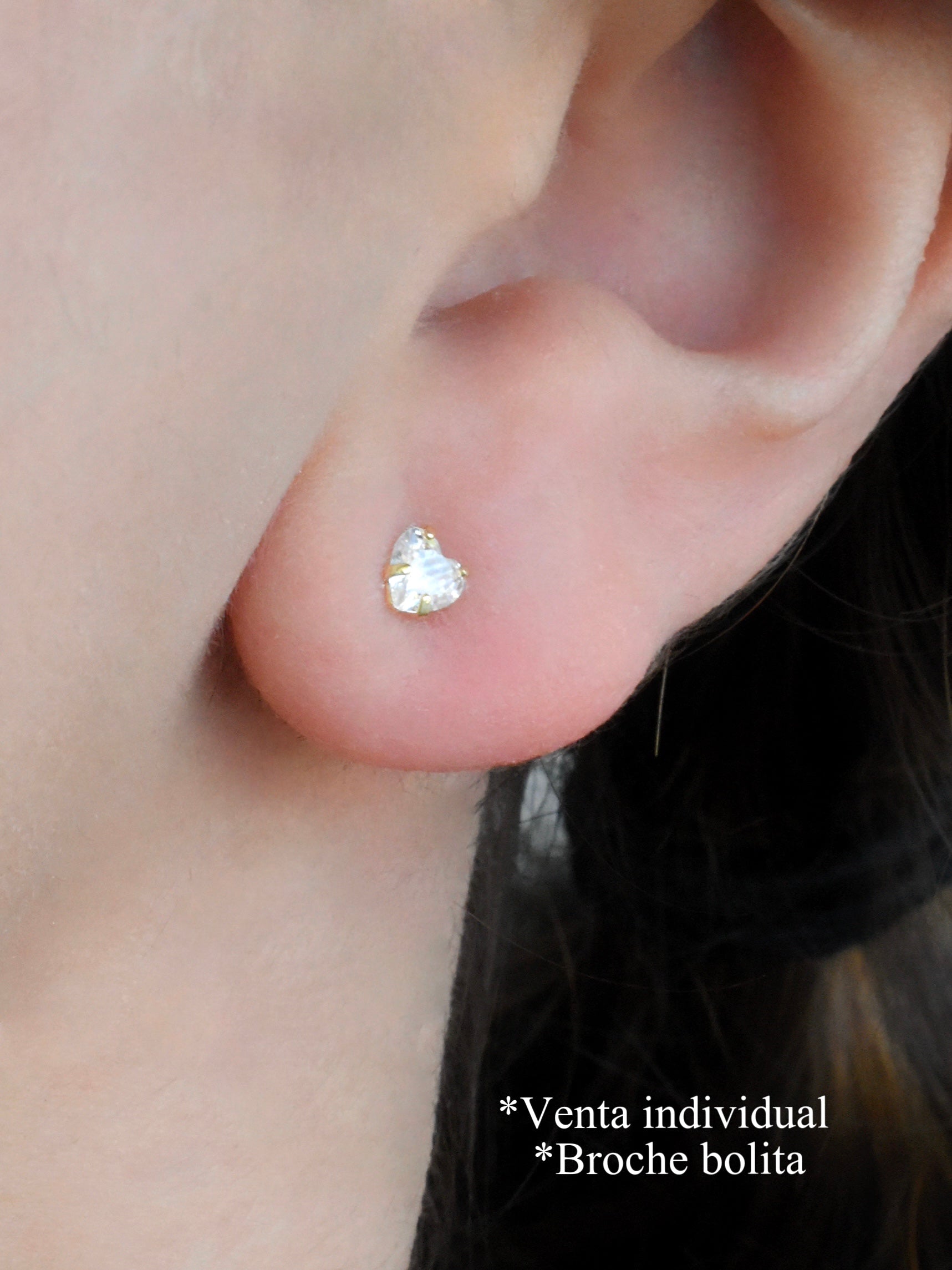 Arete piercing corazón circonia mini