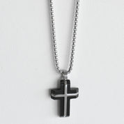 Collar cruz negra diseño