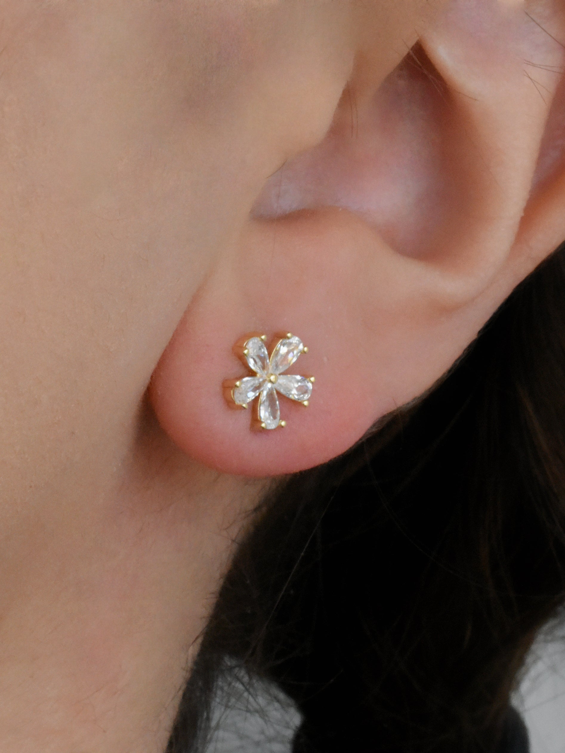 Aretes flor circoina
