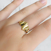 Anillo picos (dorado o plateado)