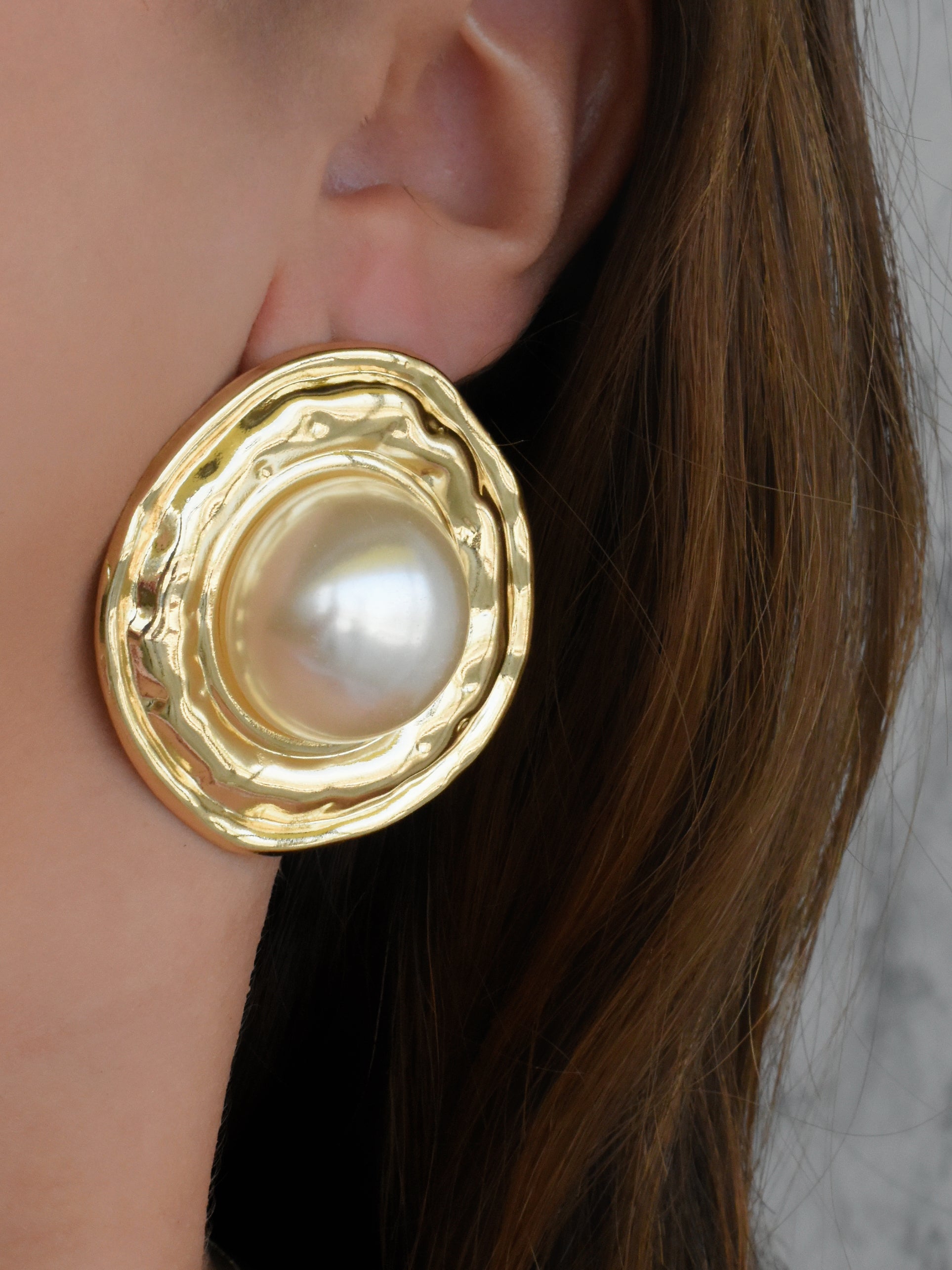 Aretes jumbo perla chunky