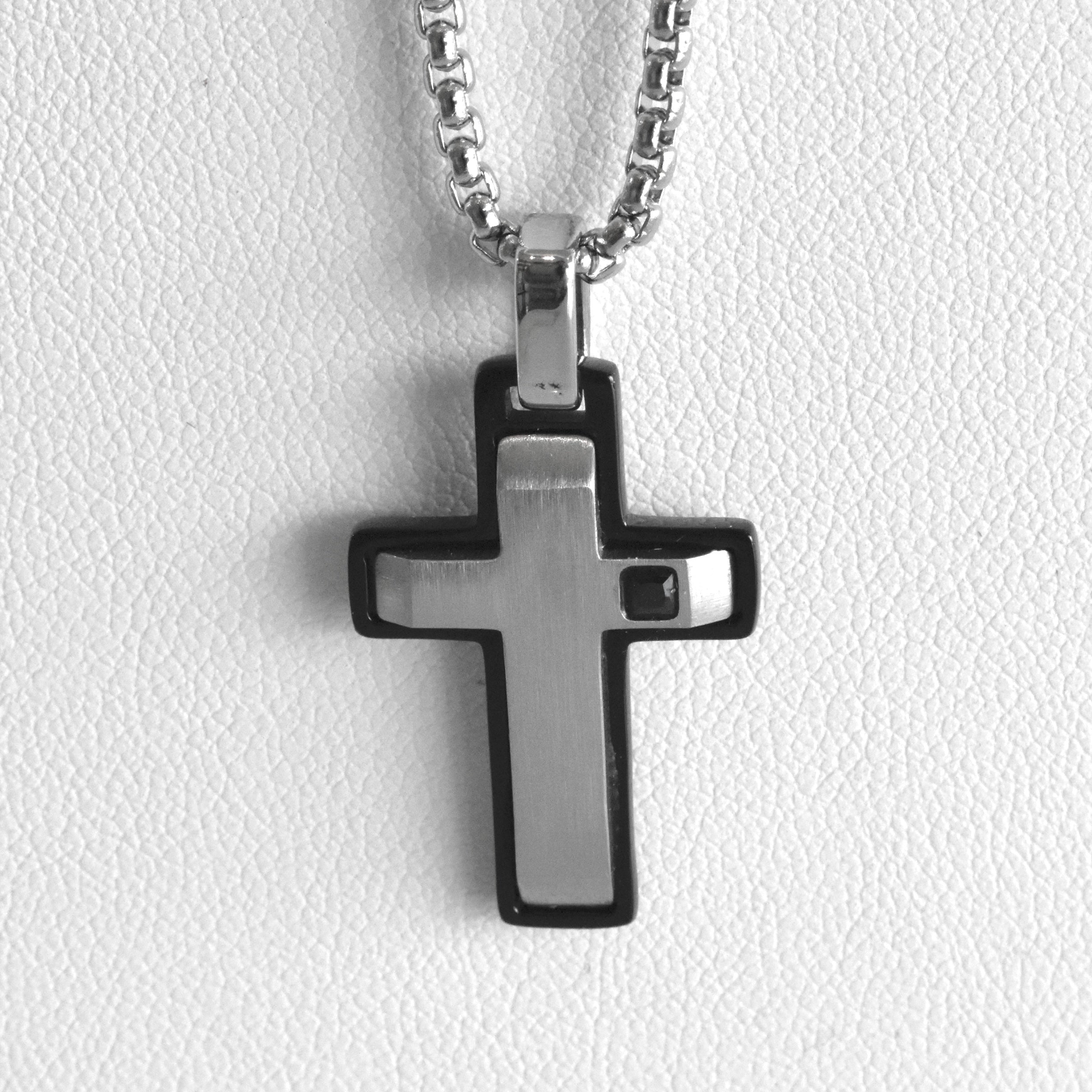 Collar cruz mate circonias