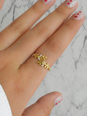 Anillo hojas Laurel (dorado o plateado)