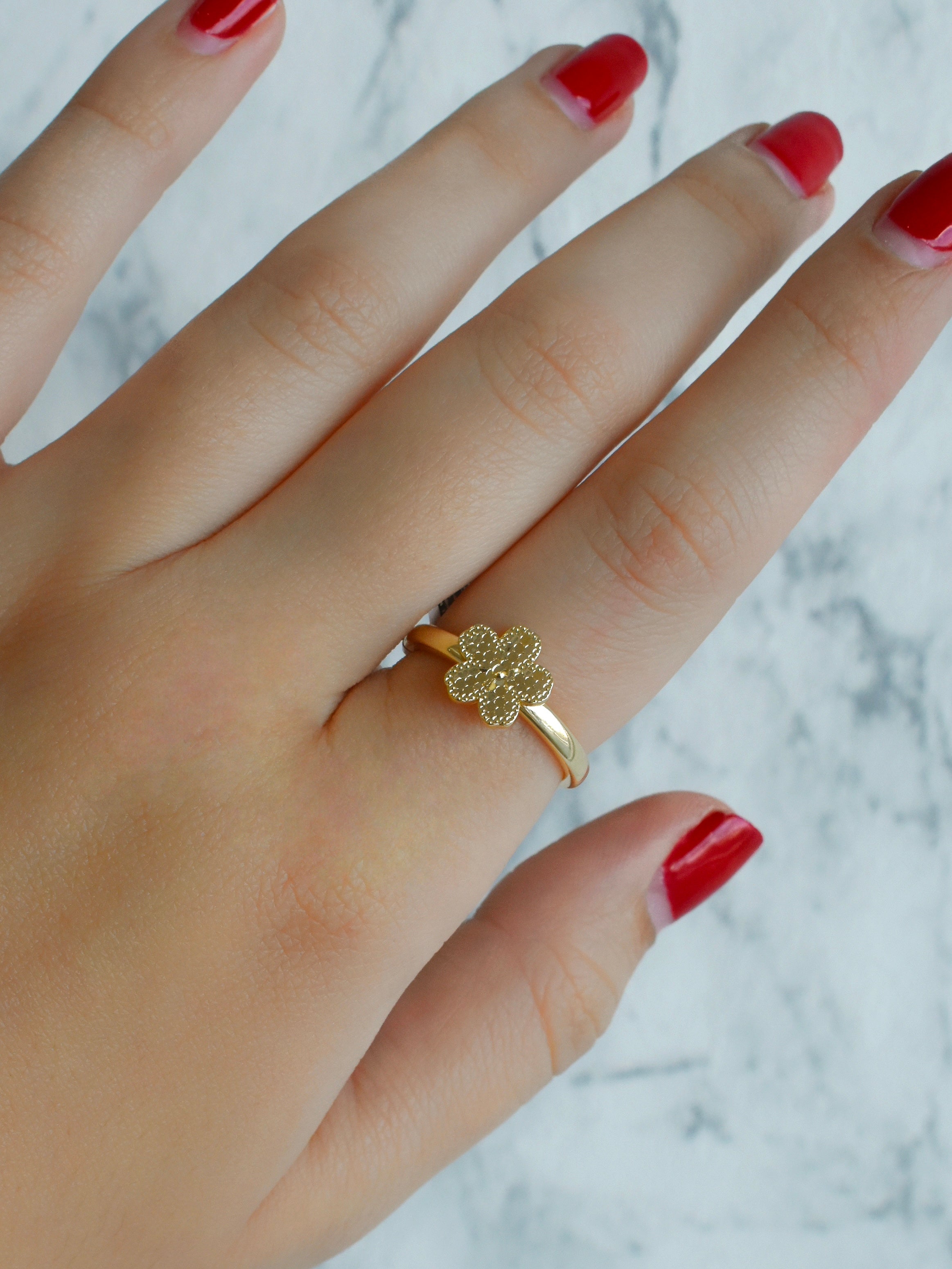 Anillo flor diamantina