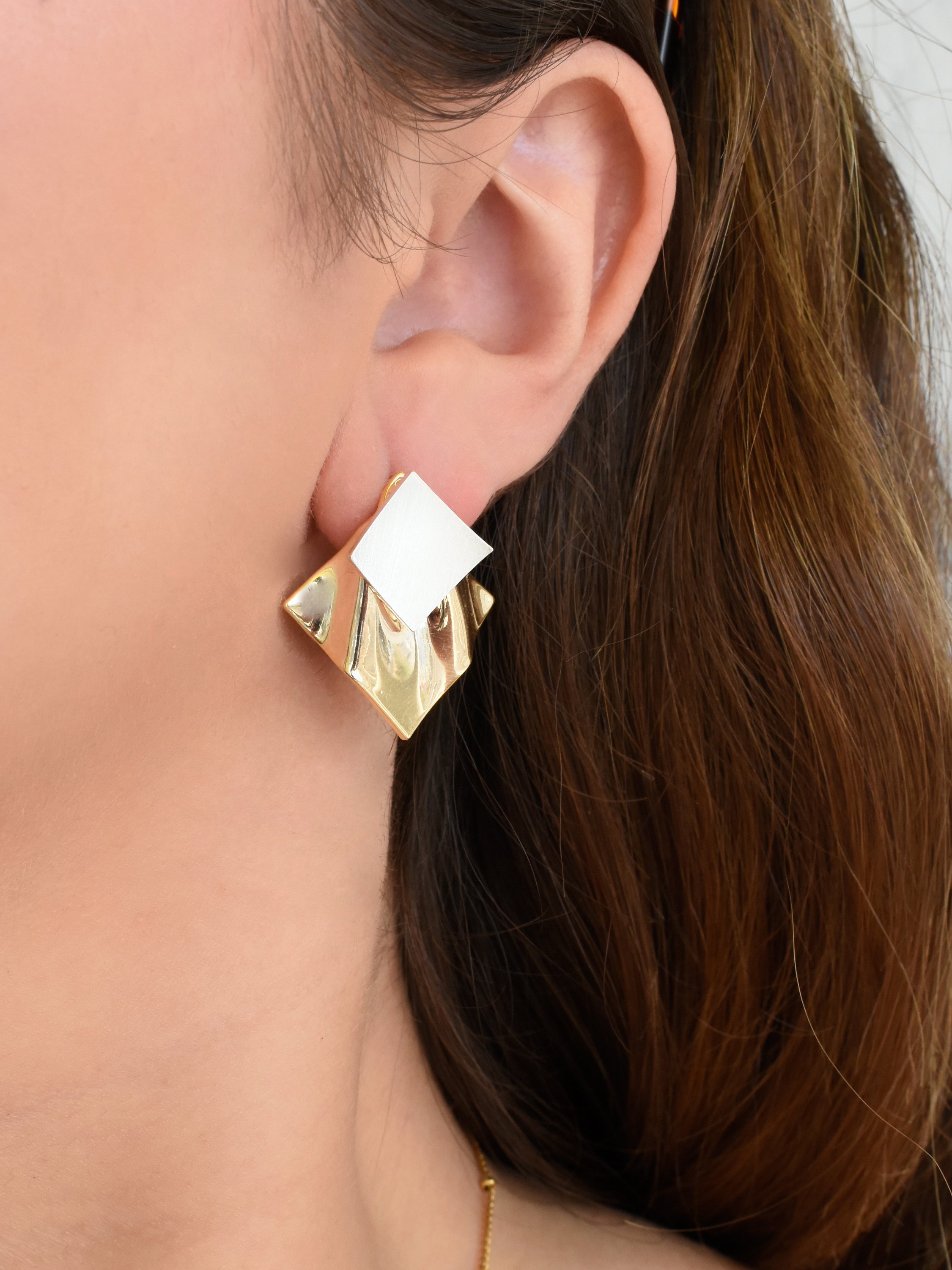 Aretes bicolor rombos
