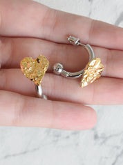 Aretes hoop corazón diseño bicolor