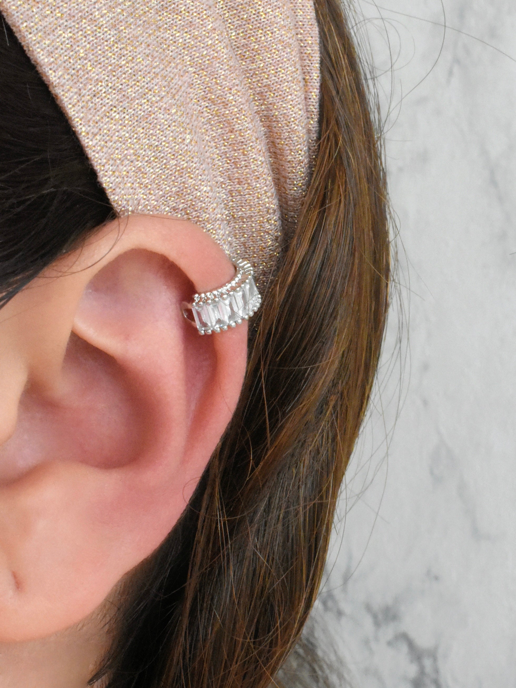 Arete earcuff circonias baguette