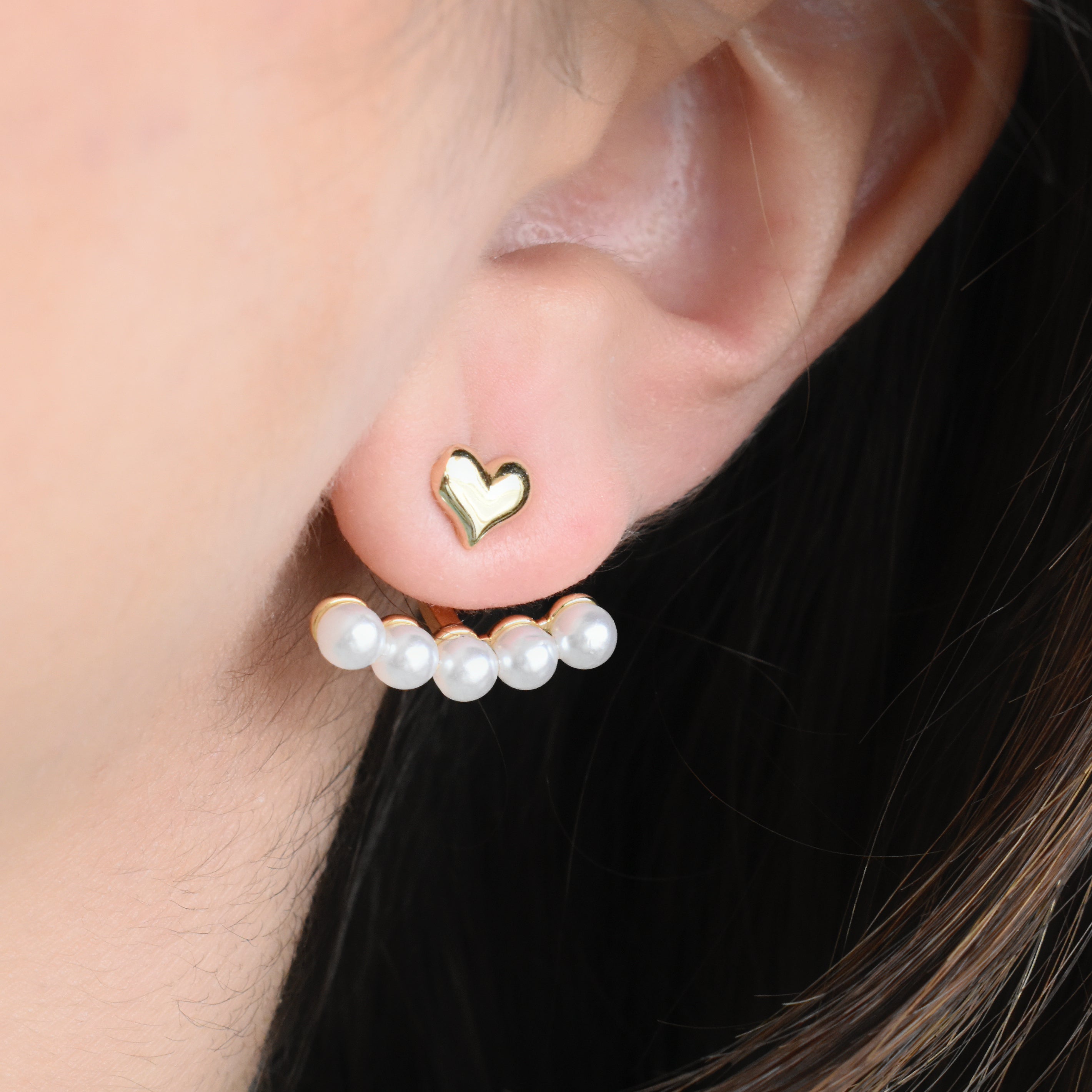 Arete mini corazón perlas