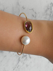 Brazalete perla y piedra irregular (rosa, morada, negra)
