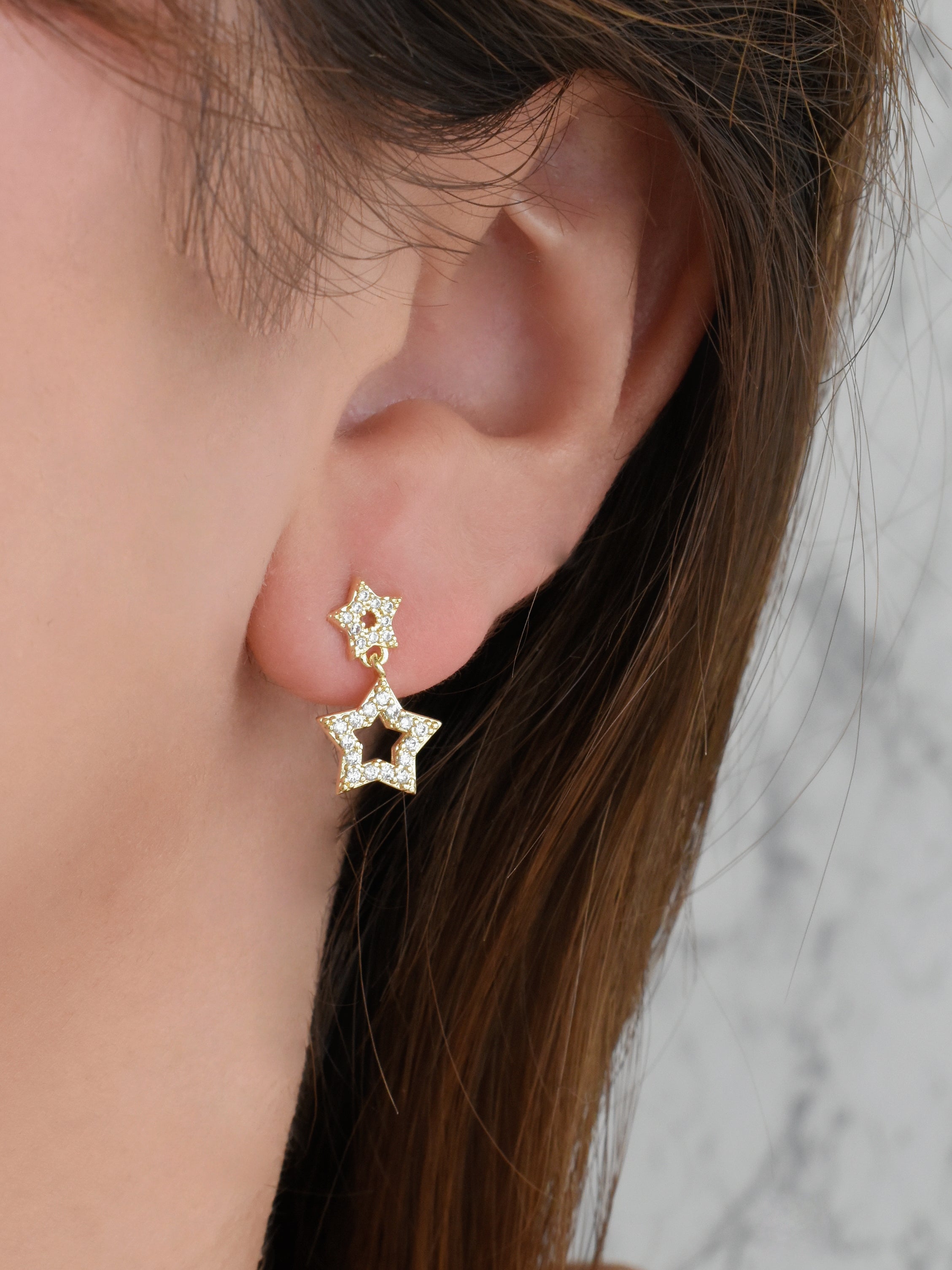 Aretes doble mini estrella (broche bolita)