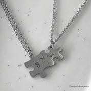 Gargantilla rompecabezas (incluye los dos) plateado