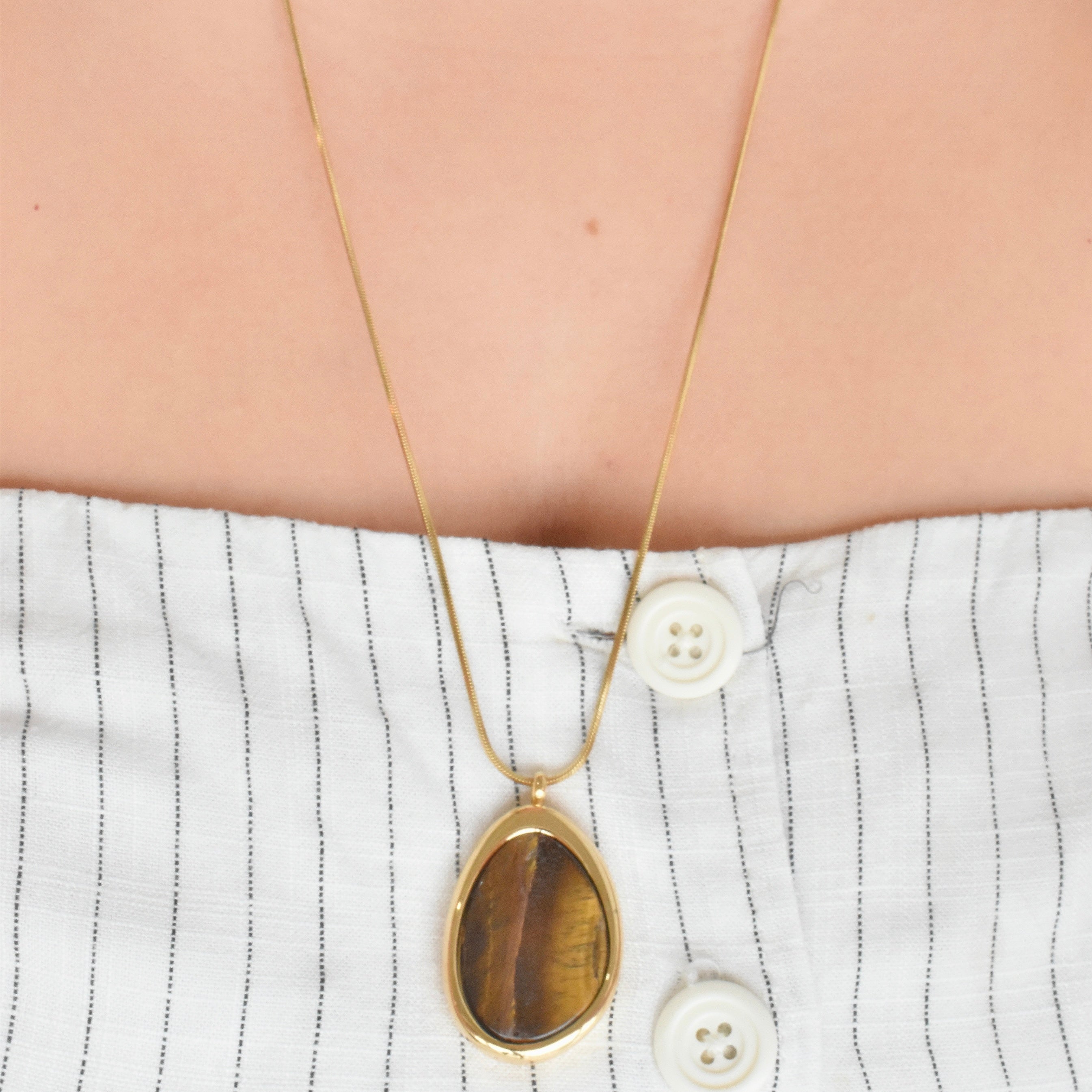 Collar largo piedra ojo de tigre