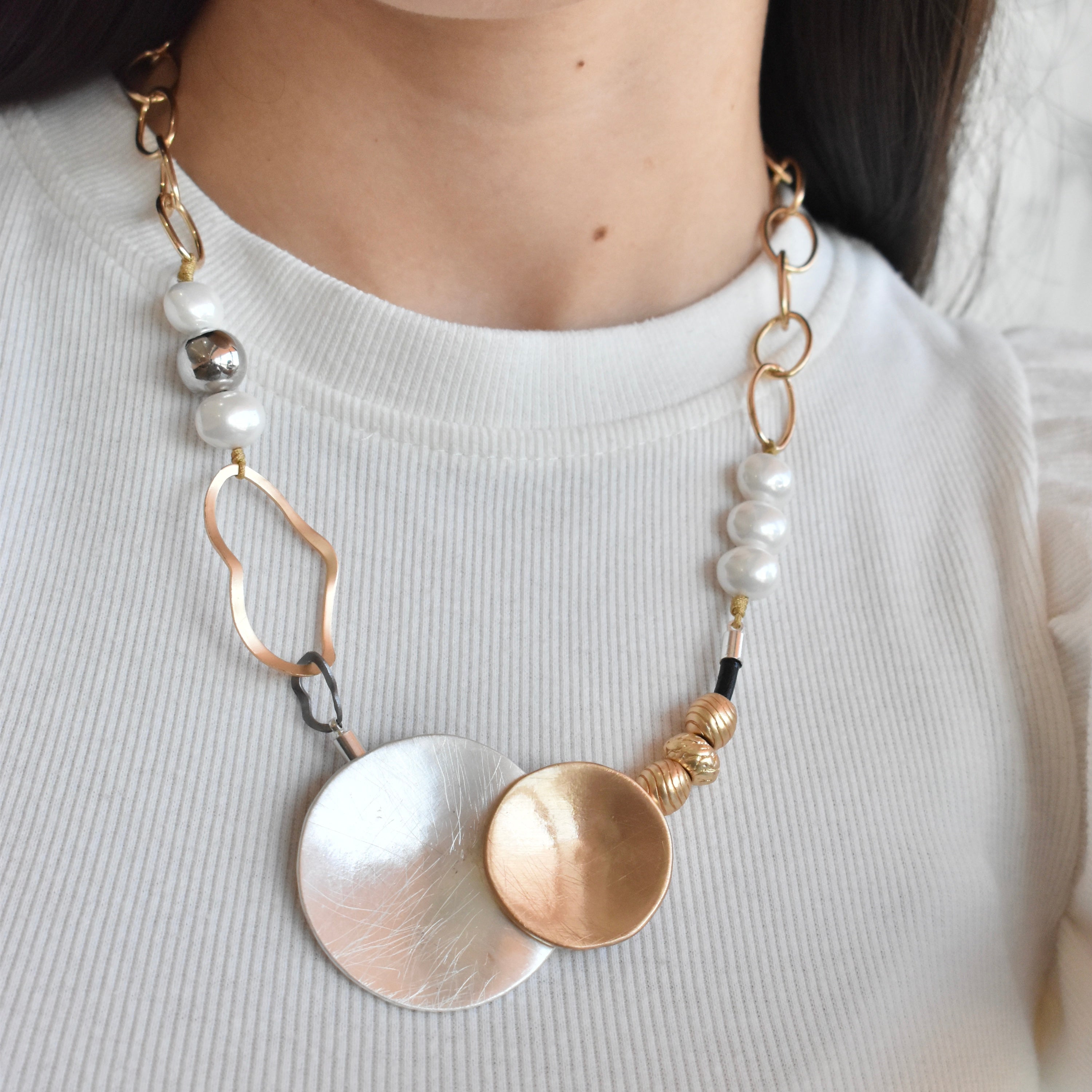 Collar circulos con perlas