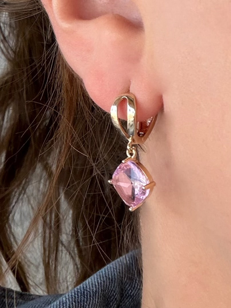 Aretes circonia rosa