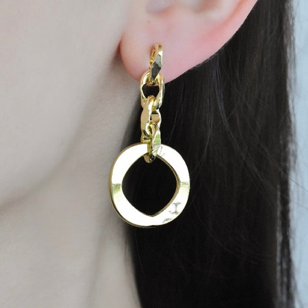 Arete largo eslabones (dorado y plateado)