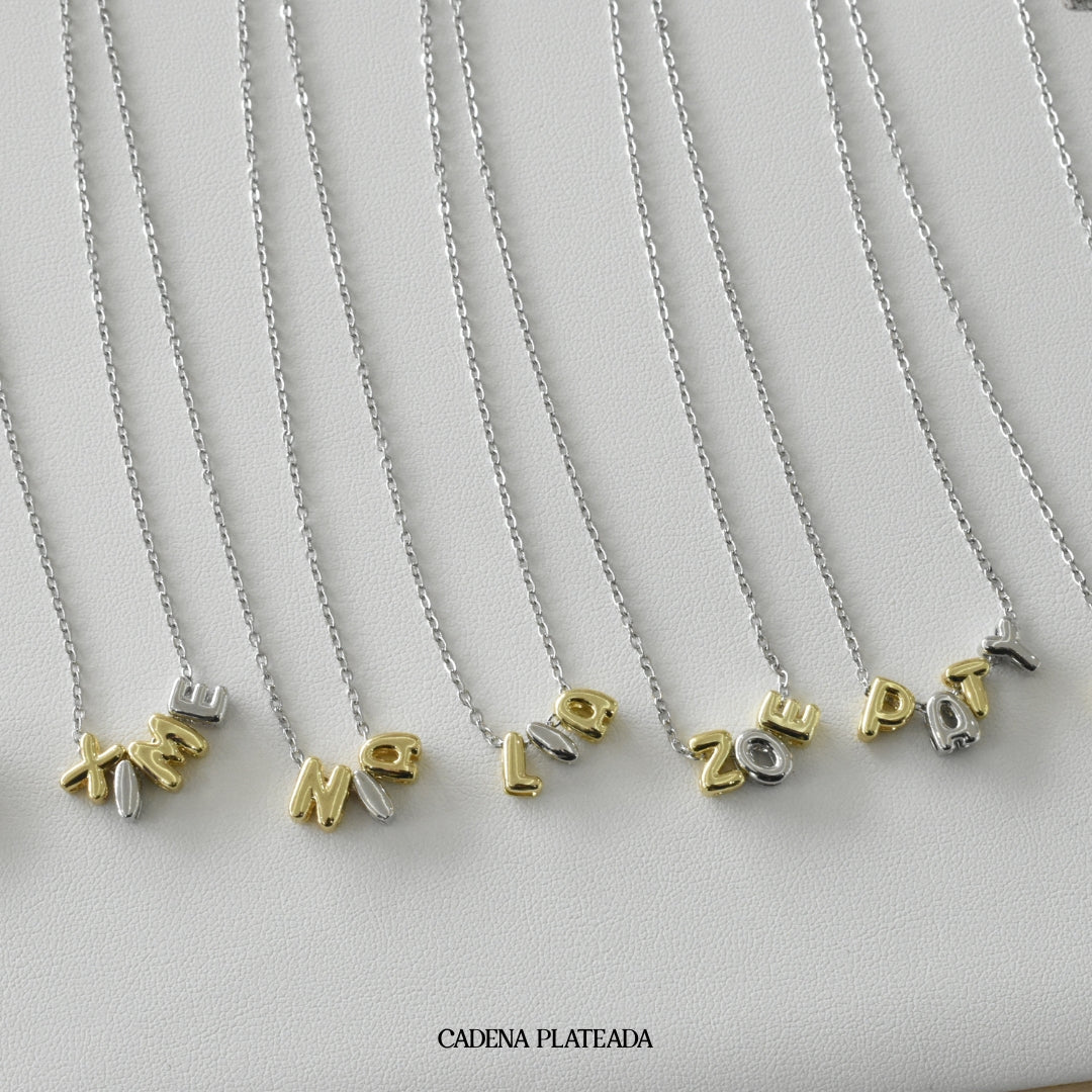 Gargantilla inicial mini globo mixta  (R, N, Y doradas agotadas)