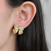 Arete moño gordito (dorado y plateado)