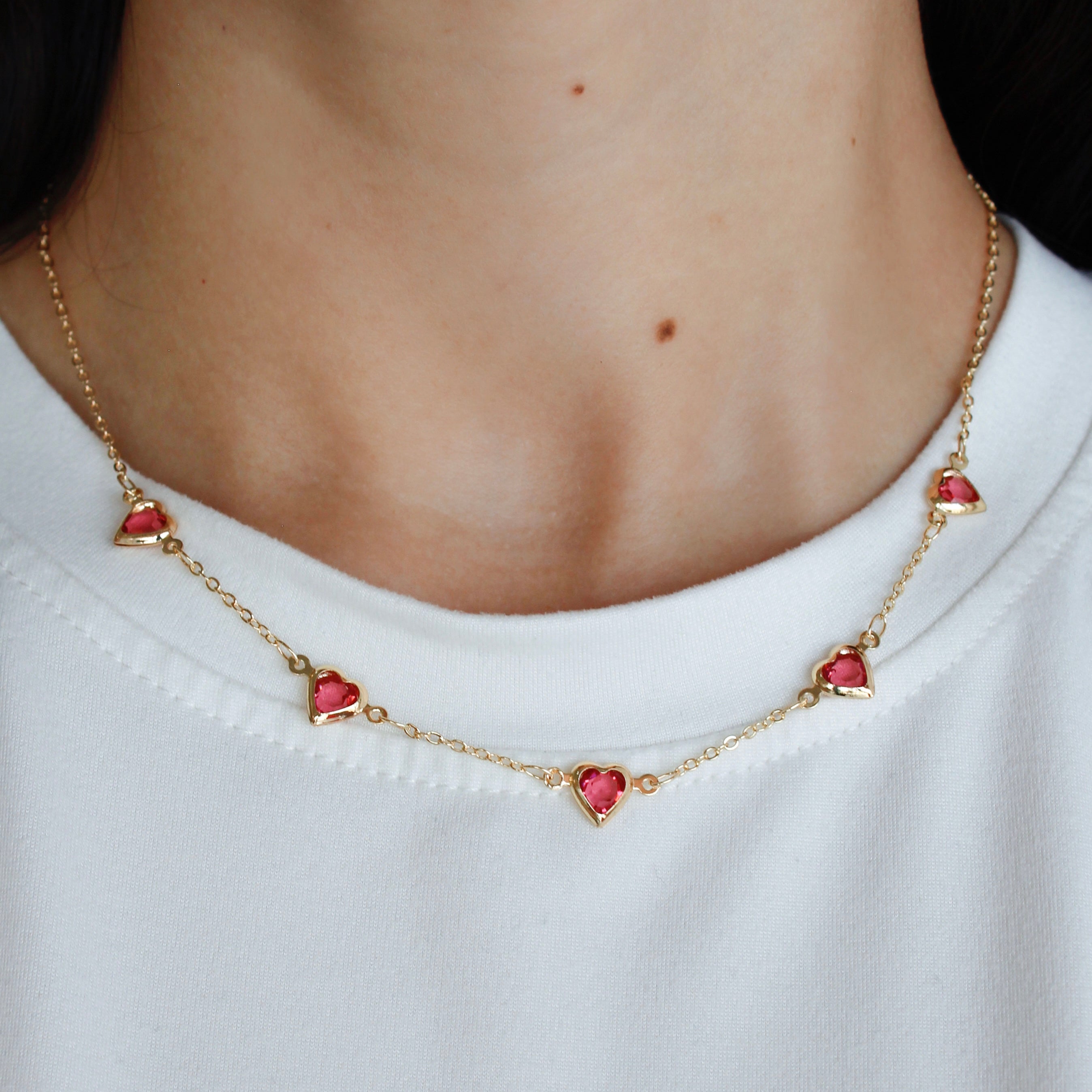 Gargantilla corazones rosas