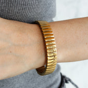 Brazalete liso elástico (dorado o plateado)