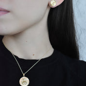 Juego Virgen tridimensional (dorado y plateado)
