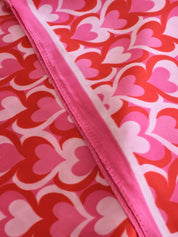 Pañuelo corazones rosas