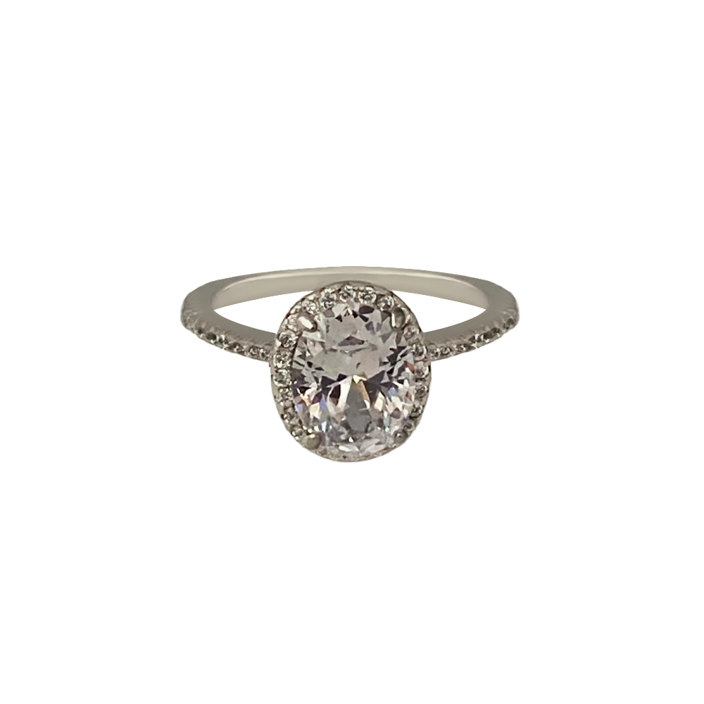 Anillo de plata con circonia ovalada
